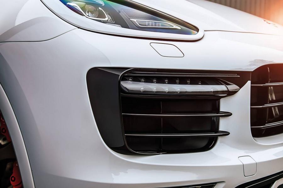 Детали экстерьера Porsche Cayenne Turbo by TechArt 2015 года  (фото 4 из 10)